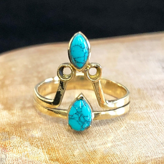 Turquoise Pyramid Ring - Brass - Tree Spirit Wellness